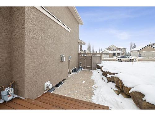 213 Springbluff Boulevard Sw, Calgary, AB - Outdoor With Exterior