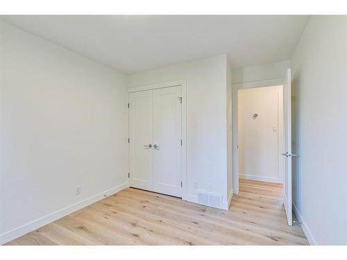 10727 Willowfern Drive Se, Calgary, AB - Indoor Photo Showing Other Room