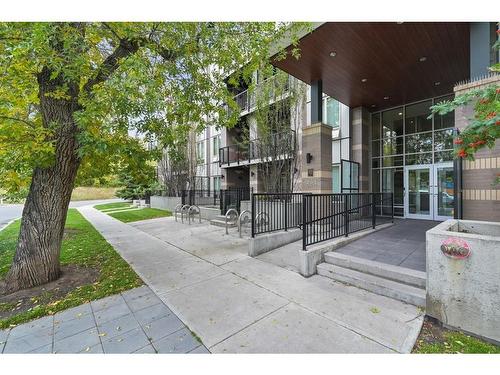 429-823 5 Avenue Nw, Calgary, AB - Outdoor