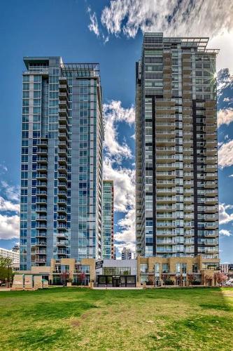 1401-215 13 Avenue Sw, Calgary, AB - Outdoor With Facade