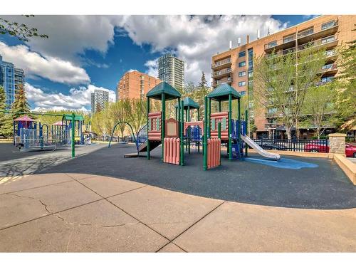 1401-215 13 Avenue Sw, Calgary, AB - Outdoor