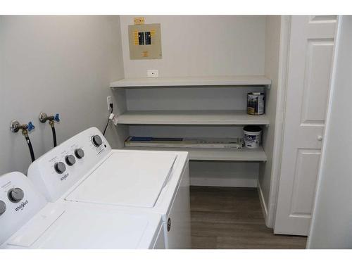 921-200 Brookpark Drive Sw, Calgary, AB - Indoor Photo Showing Laundry Room