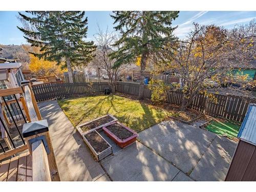 43 Edgewood Place Nw, Calgary, AB - Outdoor