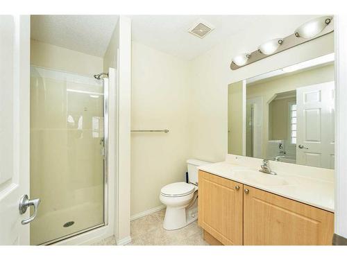 110 Saddlecrest Close Ne, Calgary, AB - Indoor Photo Showing Bathroom