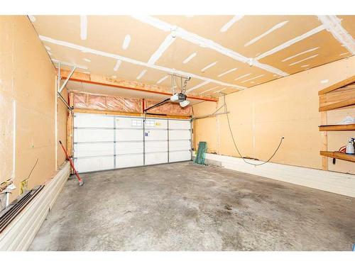 110 Saddlecrest Close Ne, Calgary, AB - Indoor Photo Showing Garage