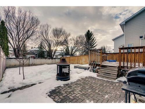 208 Mt Selkirk Close Se, Calgary, AB - Outdoor With Deck Patio Veranda