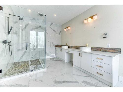 41 Farries Drive Se, Airdrie, AB - Indoor Photo Showing Bathroom