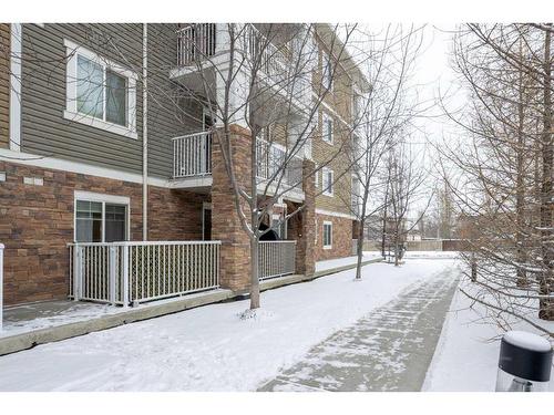 109-304 Cranberry Park Se, Calgary, AB - Outdoor