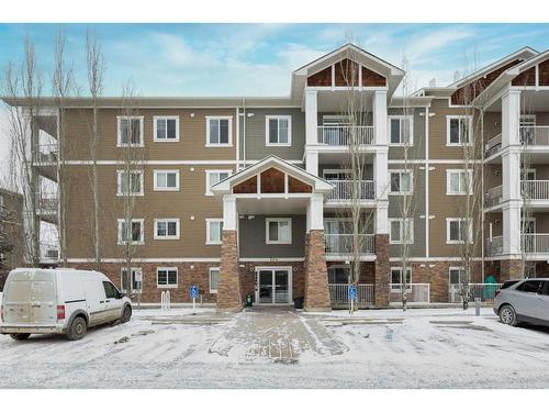 109-304 Cranberry Park Se, Calgary, AB - Outdoor With Facade