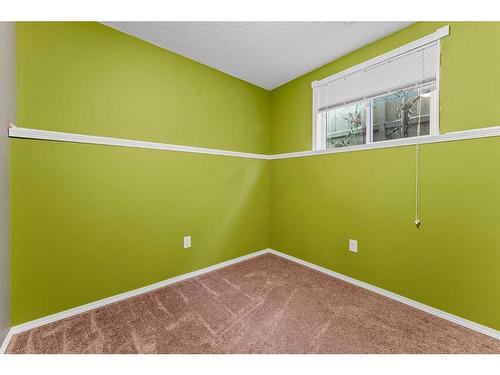 106 Creek Gardens Place Nw, Airdrie, AB -  Photo Showing Other Room