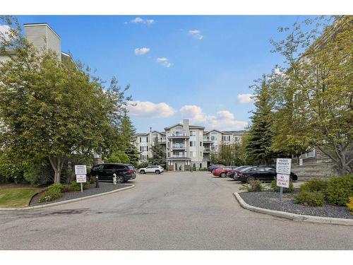 212-345 Rocky Vista Park Nw, Calgary, AB - Outdoor