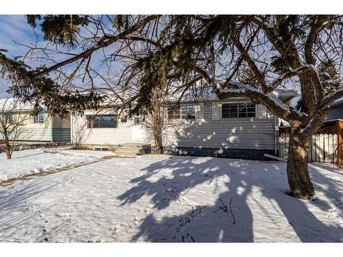 4612 Fortune Road Se, Calgary, AB - Outdoor