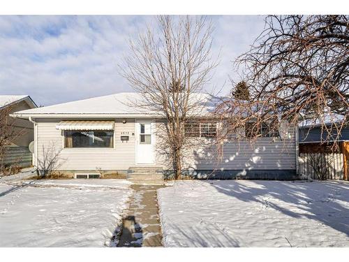 4612 Fortune Road Se, Calgary, AB - Outdoor