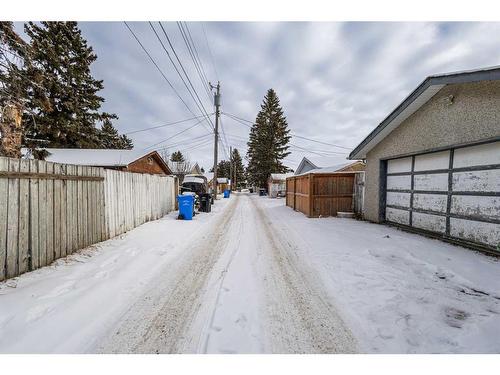 4612 Fortune Road Se, Calgary, AB - Outdoor