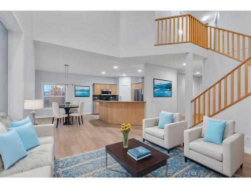 125 Discovery Place Sw, Calgary, AB - Indoor Photo Showing Living Room