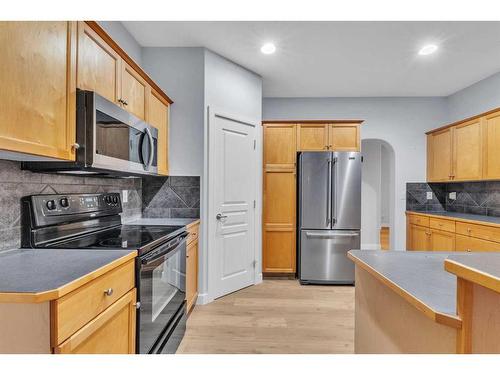 125 Discovery Place Sw, Calgary, AB - Indoor Photo Showing Kitchen With Stainless Steel Kitchen