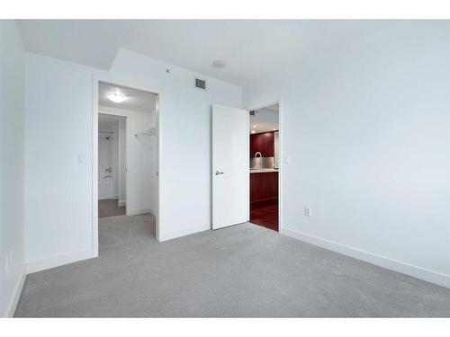 407-1118 12 Avenue Sw, Calgary, AB - Indoor Photo Showing Other Room