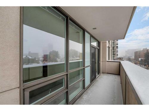 407-1118 12 Avenue Sw, Calgary, AB - Outdoor With Balcony With Exterior