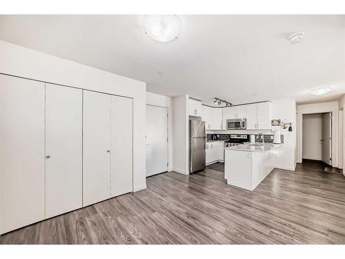 1310-181 Skyview Ranch Manor, Calgary, AB - Indoor Photo Showing Kitchen