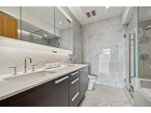 1008-738 1 Avenue Sw, Calgary, AB - Indoor Photo Showing Bathroom