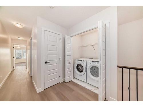 320 Homestead Grove Ne, Calgary, AB - Indoor Photo Showing Laundry Room