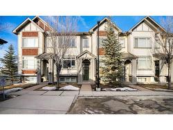 71 Copperpond Close SE Calgary, AB T2Z 0X1