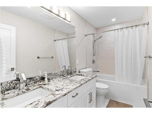 243 East Chestermere Drive, Chestermere, AB - Indoor Photo Showing Bathroom