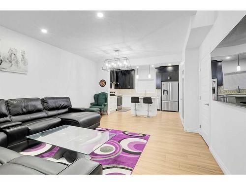 192 Homestead Drive Ne, Calgary, AB - Indoor Photo Showing Living Room