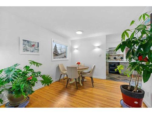 51 Lake Wapta Rise Se, Calgary, AB - Indoor Photo Showing Dining Room