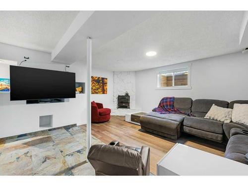 51 Lake Wapta Rise Se, Calgary, AB - Indoor