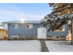 823 Sabrina Road SW Calgary, AB T2W 0P5