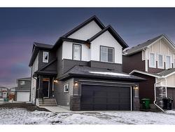 83 Creekside Grove SW Calgary, AB T2X 5B2