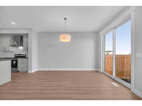 117 Masters Row Se, Calgary, AB - Indoor Photo Showing Kitchen