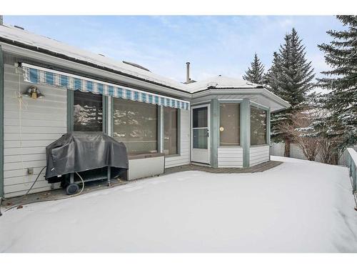 99 Oakmount Court Sw, Calgary, AB - Outdoor With Exterior