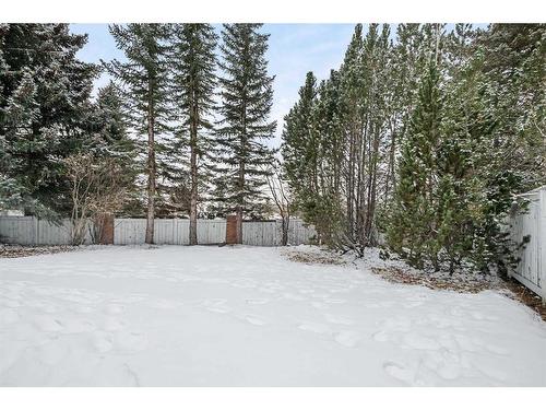 99 Oakmount Court Sw, Calgary, AB - Outdoor