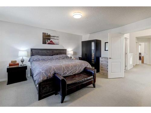 42 Royal Birch Terrace Nw, Calgary, AB - Indoor Photo Showing Bedroom