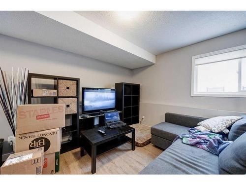 165 Harvest Rose Circle Ne, Calgary, AB - Indoor