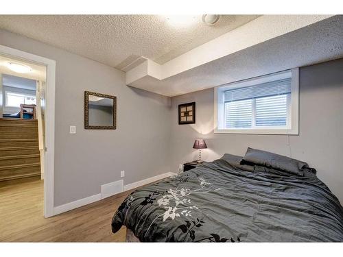 165 Harvest Rose Circle Ne, Calgary, AB - Indoor Photo Showing Bedroom