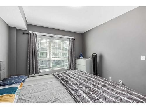 5305-302 Skyview Ranch Drive Ne, Calgary, AB - Indoor Photo Showing Bedroom