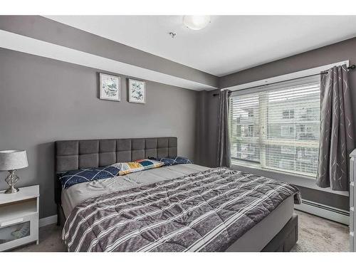 5305-302 Skyview Ranch Drive Ne, Calgary, AB - Indoor Photo Showing Bedroom