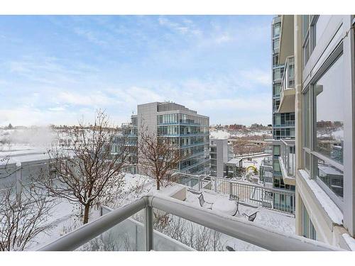 812-222 Riverfront Avenue Sw, Calgary, AB - Outdoor