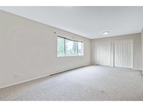 265 Somerside Park Sw, Calgary, AB - Indoor Photo Showing Other Room