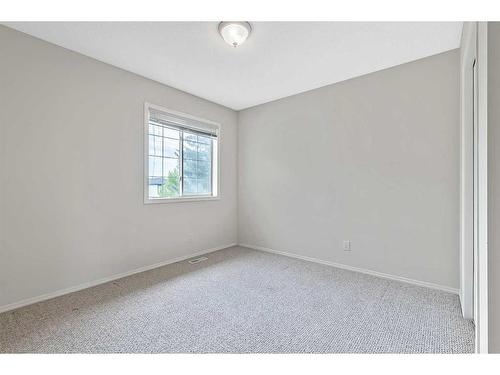 265 Somerside Park Sw, Calgary, AB - Indoor Photo Showing Other Room