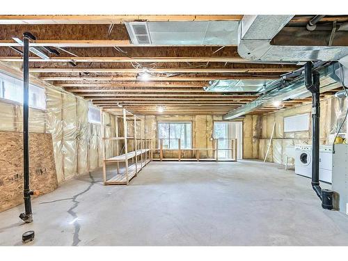 265 Somerside Park Sw, Calgary, AB - Indoor Photo Showing Basement