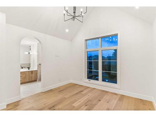 1919 21 Avenue Nw, Calgary, AB - Indoor Photo Showing Other Room