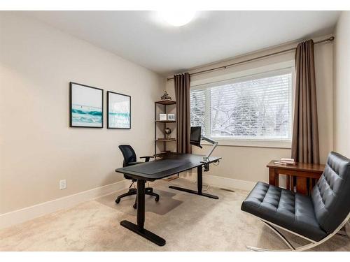 1937 47 Avenue Sw, Calgary, AB - Indoor Photo Showing Office