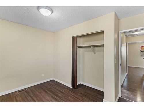 412 Templeside Circle Ne, Calgary, AB - Indoor Photo Showing Other Room