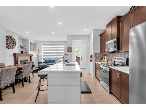 260 Copperstone Gardens Se, Calgary, AB - Indoor Photo Showing Kitchen