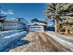 14333 Evergreen Street SW Calgary, AB T2Y 3B1