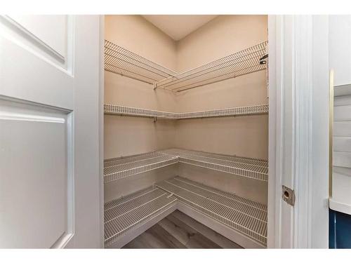 14333 Evergreen Street Sw, Calgary, AB - Indoor With Storage